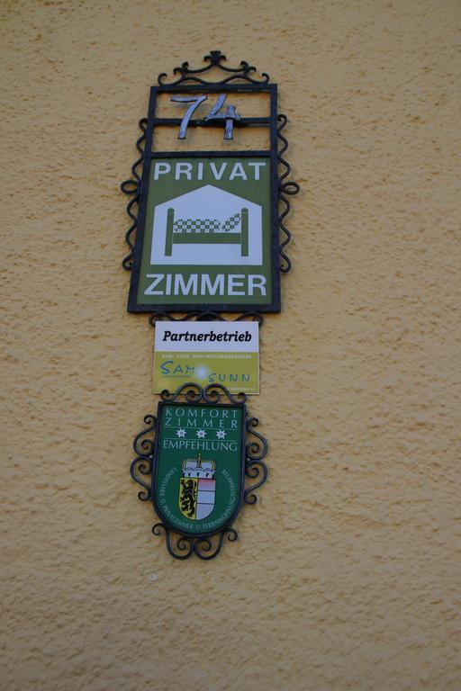 Haus Dorfer Bed and Breakfast Mariapfarr Buitenkant foto