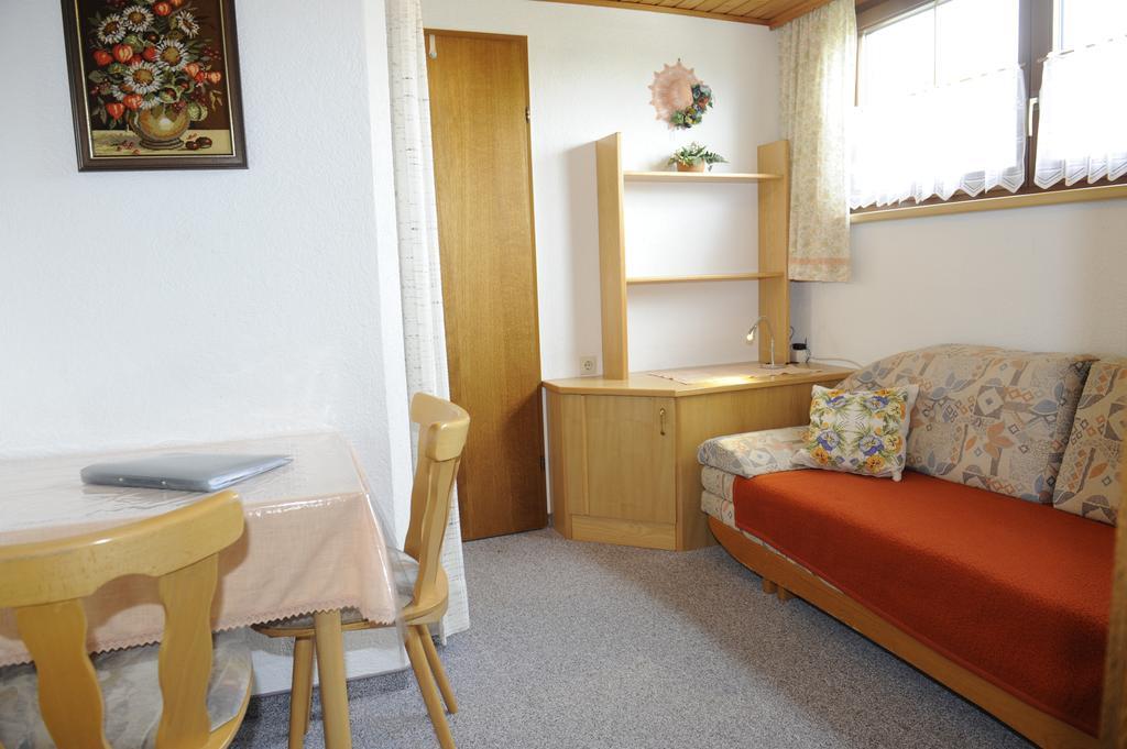 Haus Dorfer Bed and Breakfast Mariapfarr Buitenkant foto