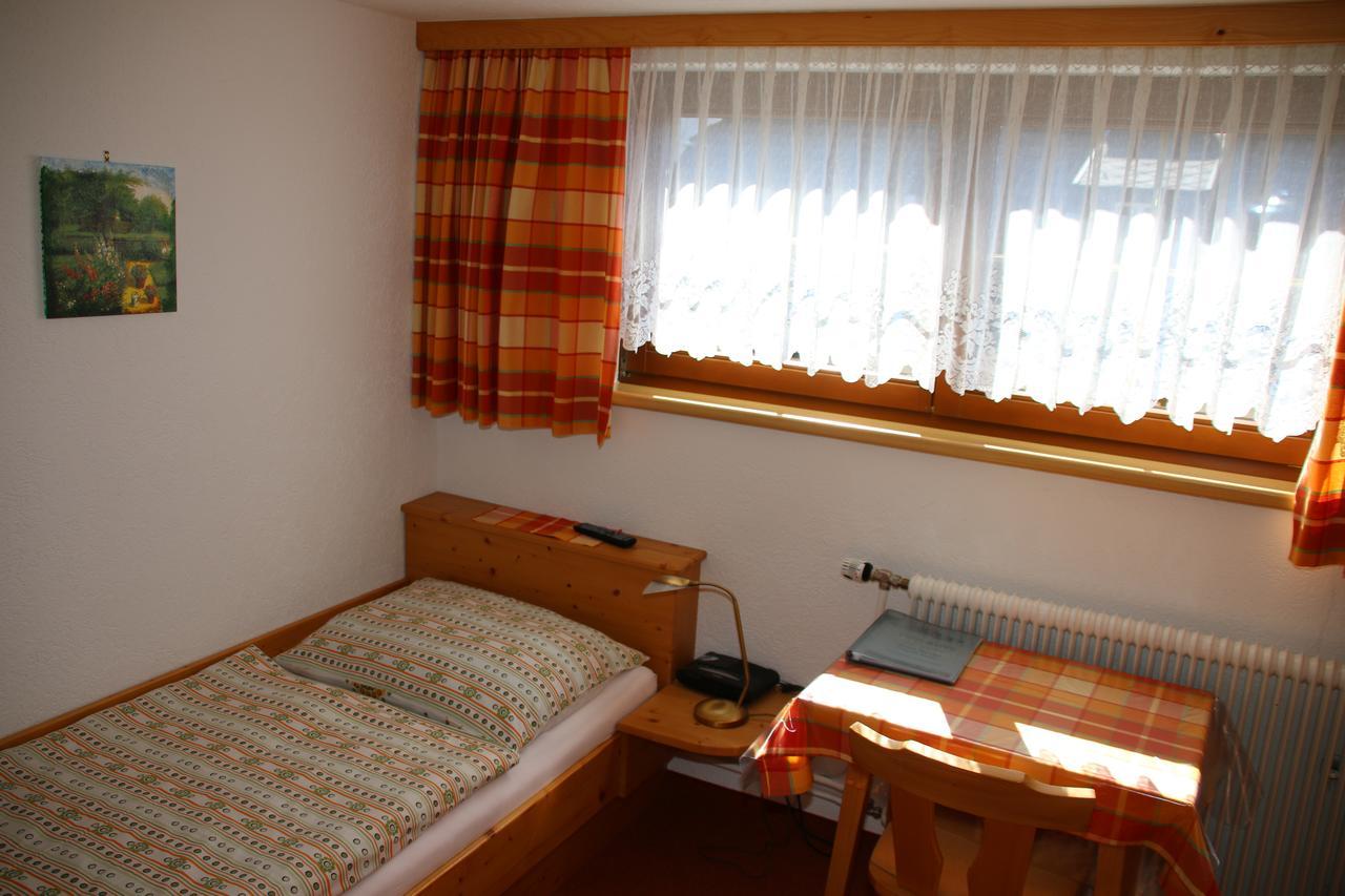 Haus Dorfer Bed and Breakfast Mariapfarr Buitenkant foto
