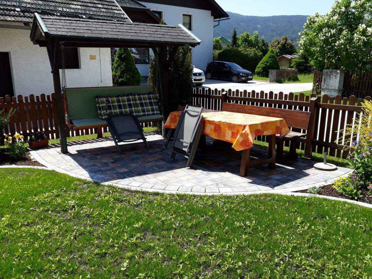 Haus Dorfer Bed and Breakfast Mariapfarr Buitenkant foto